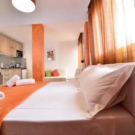 Central Athens Studios * Athen
